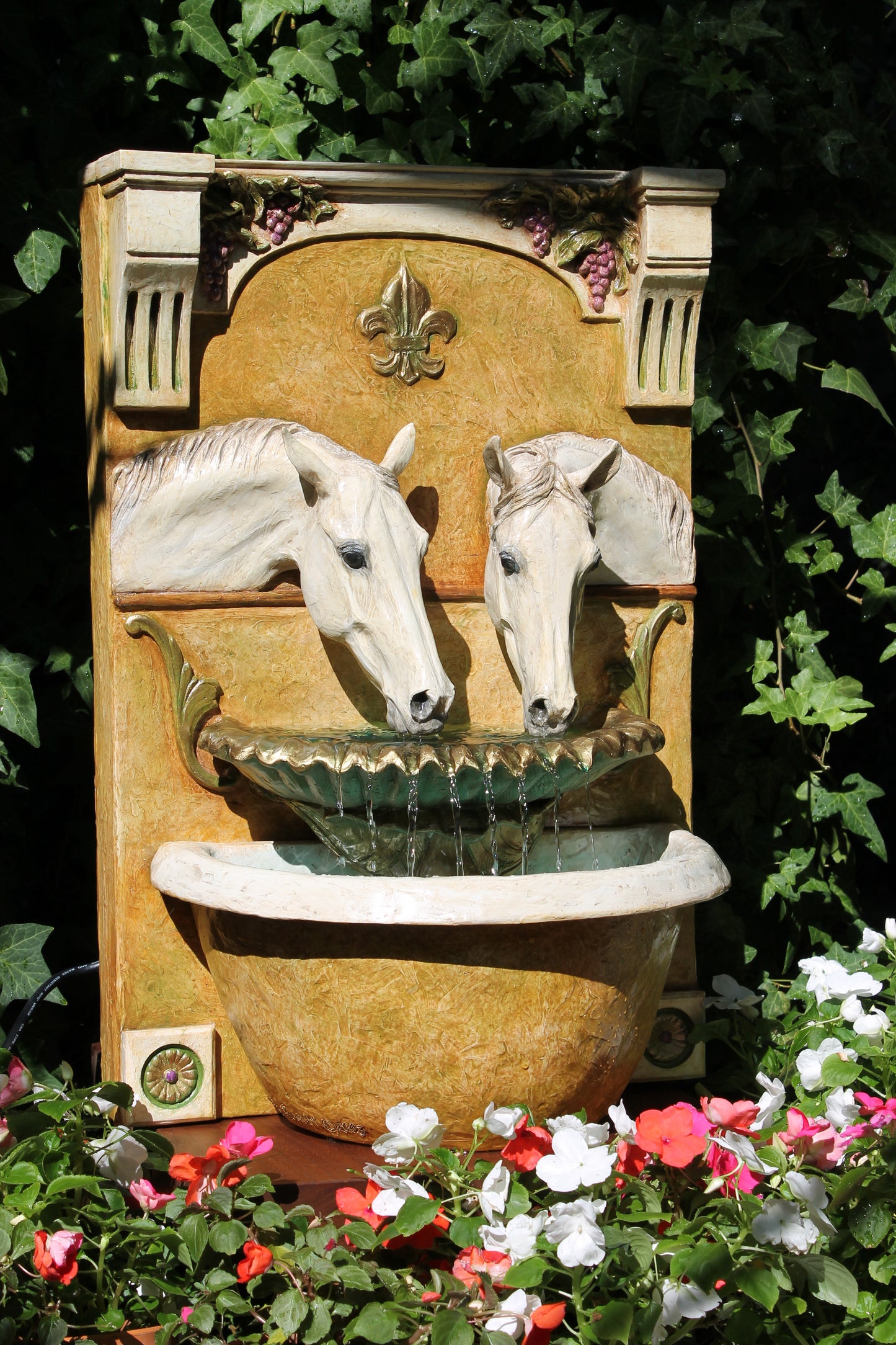 Horse Planter/Fountain Florentine color