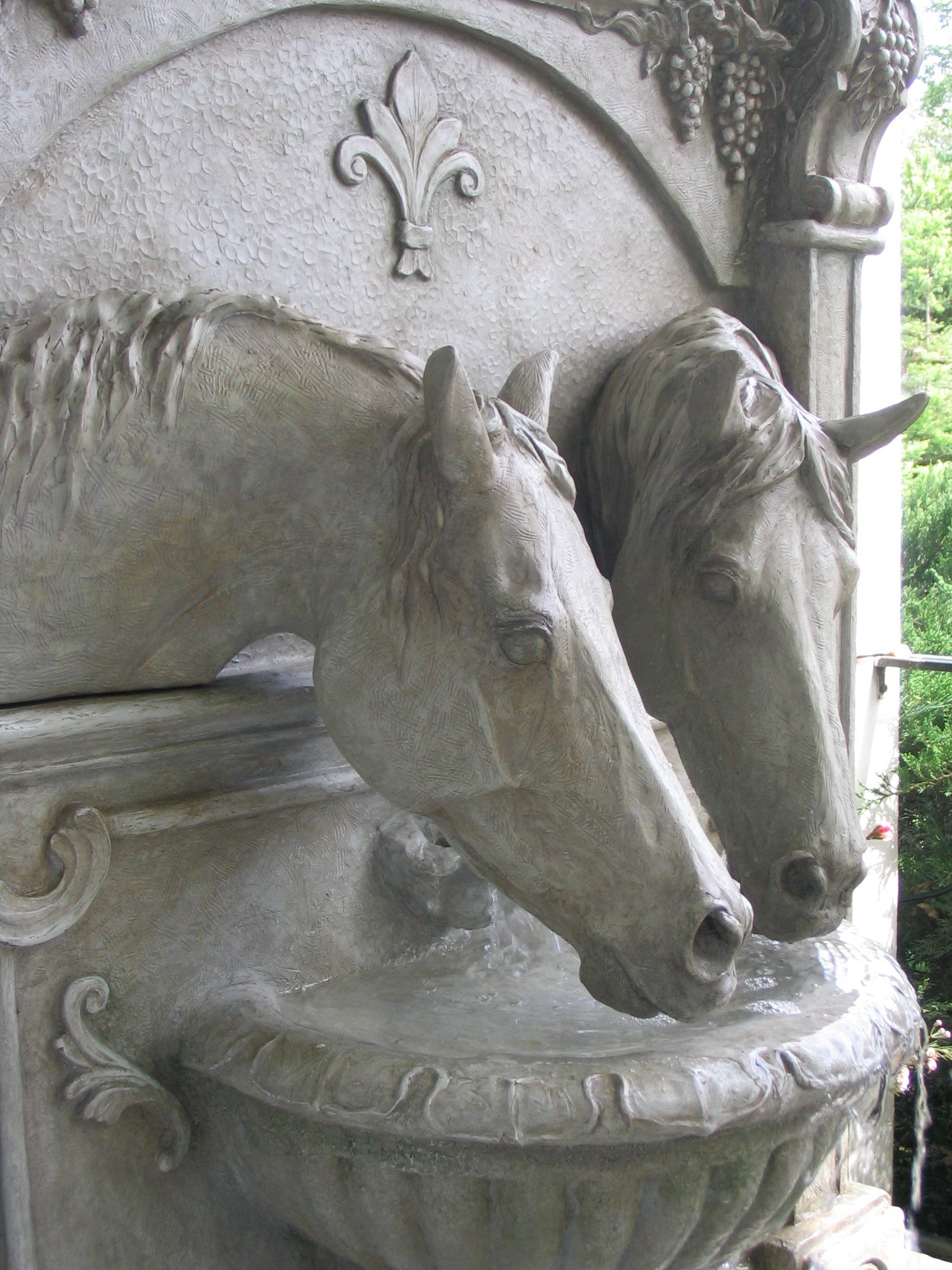 Sharing a Drink Fountain (Fiberglass) - Patricia Borum - 2